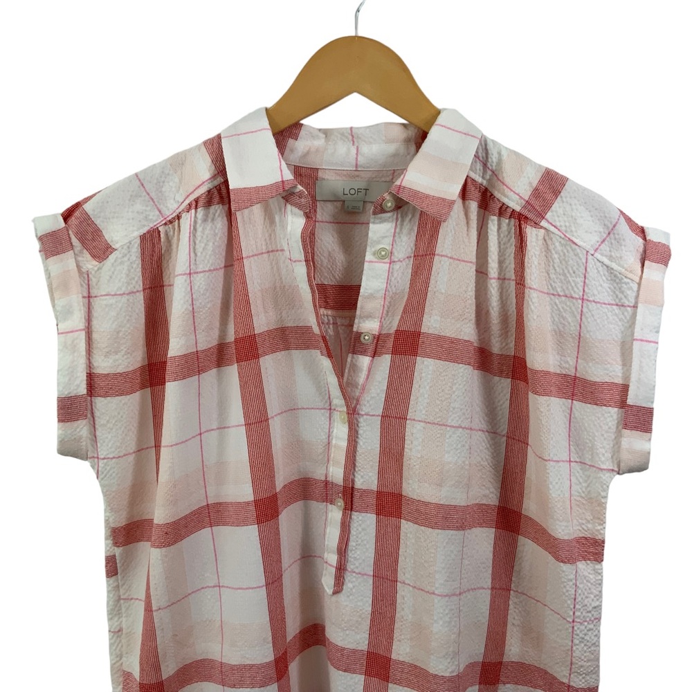 ♻️DONATED 4-30-26♻️ Ann Taylor LOFT Short Sleeve 3/4 Button Down Popover Top - Picture 3 of 11